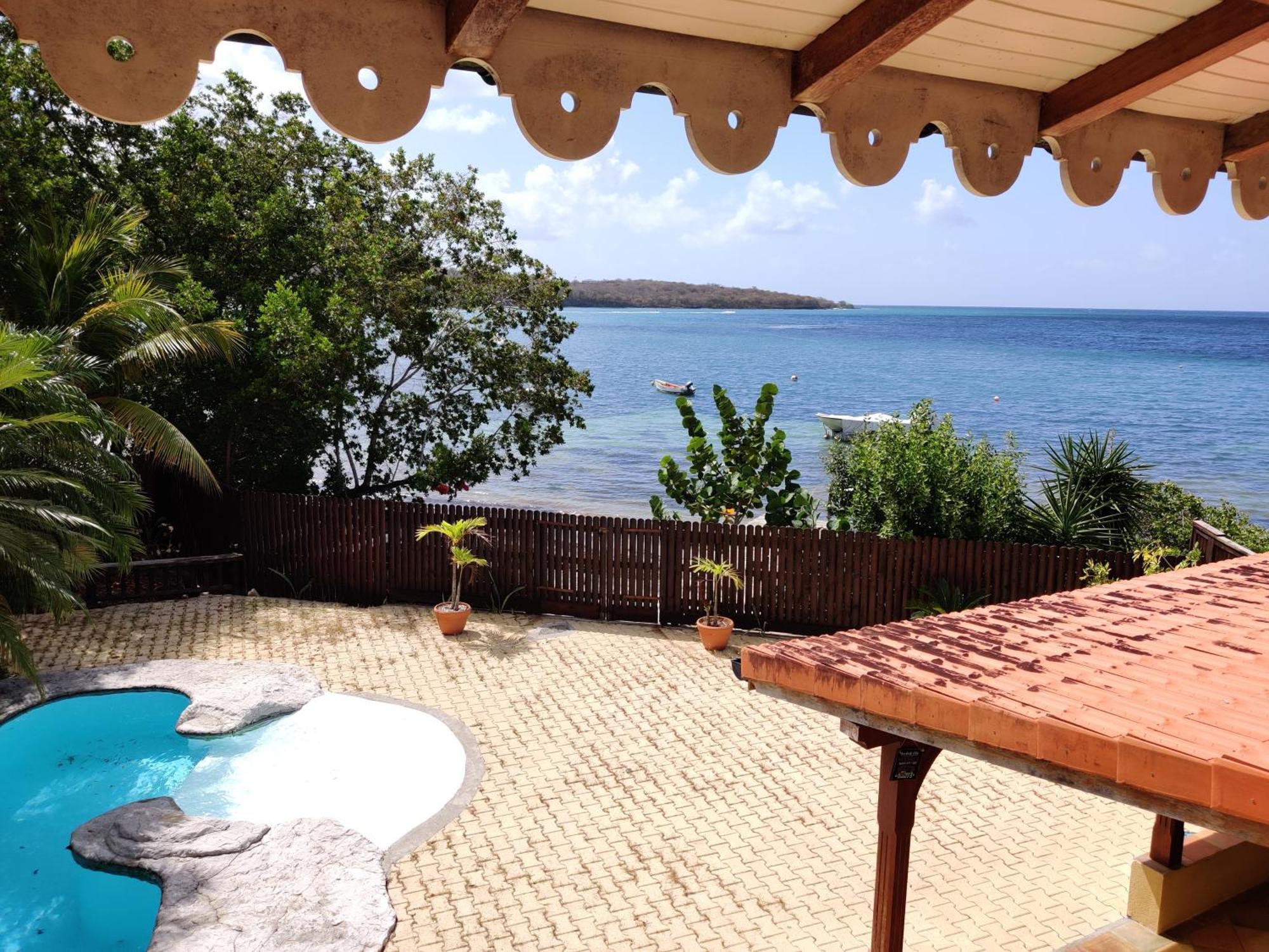 45 Villa La Cherry Bord De Mer เลอ ดีอามงต์ ภายนอก รูปภาพ